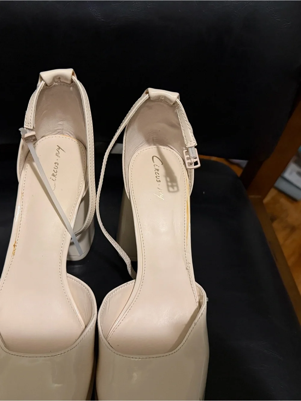 🌼♥️🌼Circus  by Sam Edelman Patent Platform Ankle-Strap Pumps in Cream